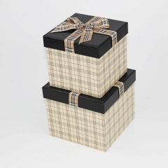 تارتان منقوشة مجموعة هدية مربع